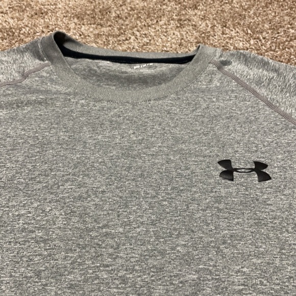 4/$24🦩 Under Armour HeatGear Loose Fit - Picture 6 of 7